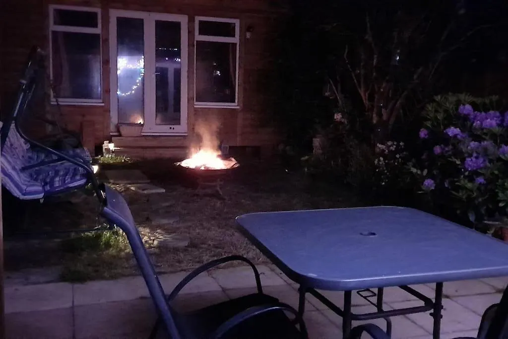 Bright House, Good Connections To Brighton Villa Holiday home